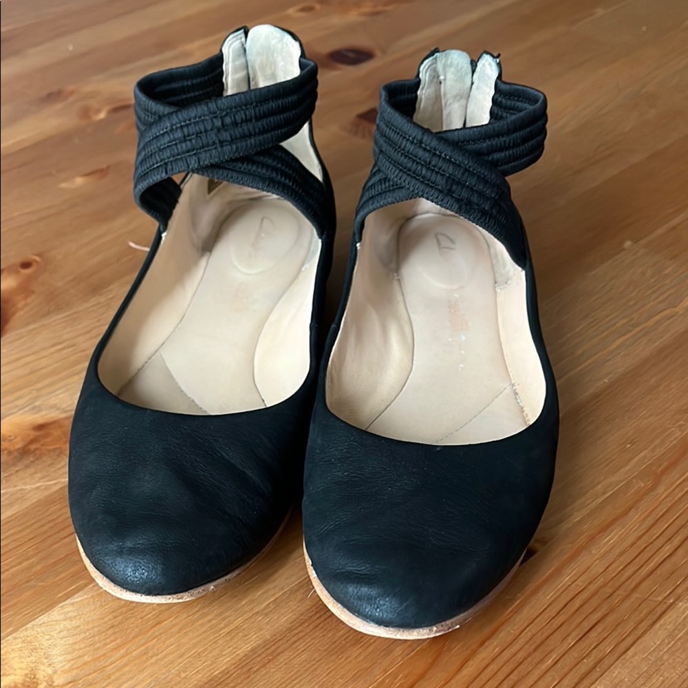 Clarks Black Nubuck Ballet Flats